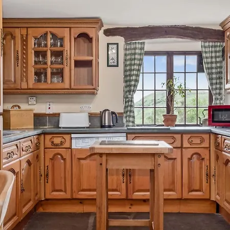 The Coppermines Mountain - Sawyers, Carpenters, Pelton Wheel, Sleeps 18 コニストン