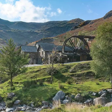 Dom wakacyjny The Coppermines Mountain - Sawyers, Carpenters, Pelton Wheel, Sleeps 18 Coniston