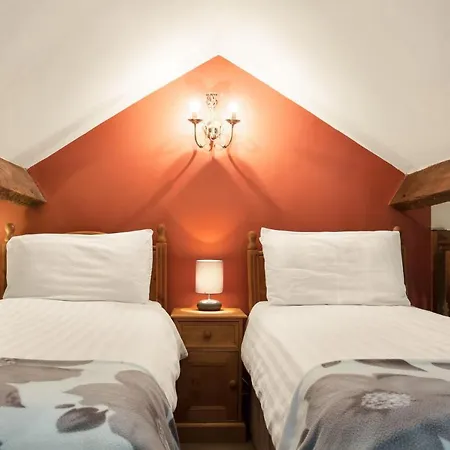 Casa de Férias The Coppermines Mountain - Sawyers, Carpenters, Pelton Wheel, Sleeps 18 Coniston