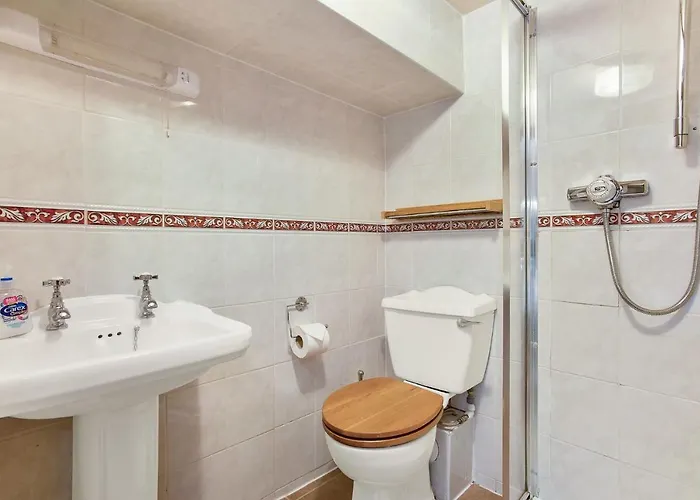 The Coppermines Mountain - Sawyers, Carpenters, Pelton Wheel, Sleeps 18 Coniston