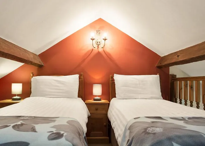 Holiday home The Coppermines Mountain - Sawyers, Carpenters, Pelton Wheel, Sleeps 18 Coniston