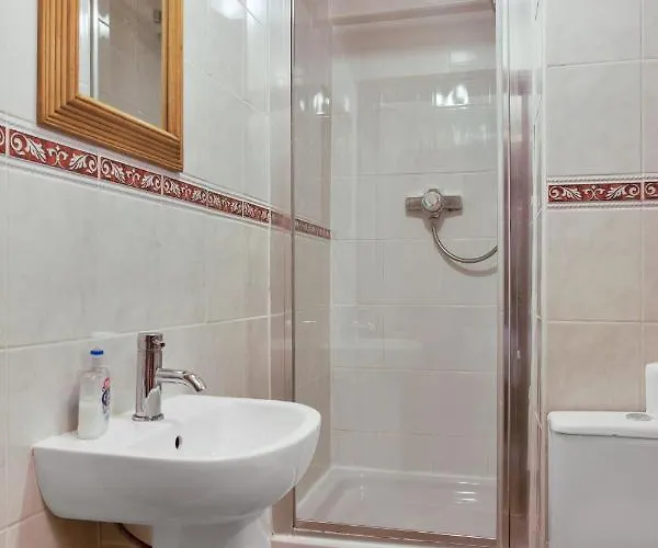 Holiday home The Coppermines Mountain - Sawyers, Carpenters, Pelton Wheel, Sleeps 18