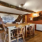 The Coppermines Mountain - Sawyers, Carpenters, Pelton Wheel, Sleeps 18 펜션 코니스턴