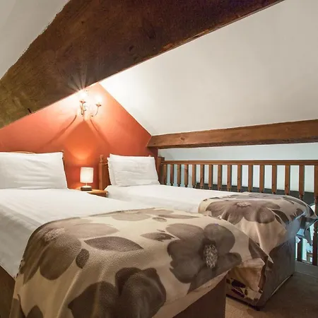 The Coppermines Mountain - Sawyers, Carpenters, Pelton Wheel, Sleeps 18 別荘 コニストン